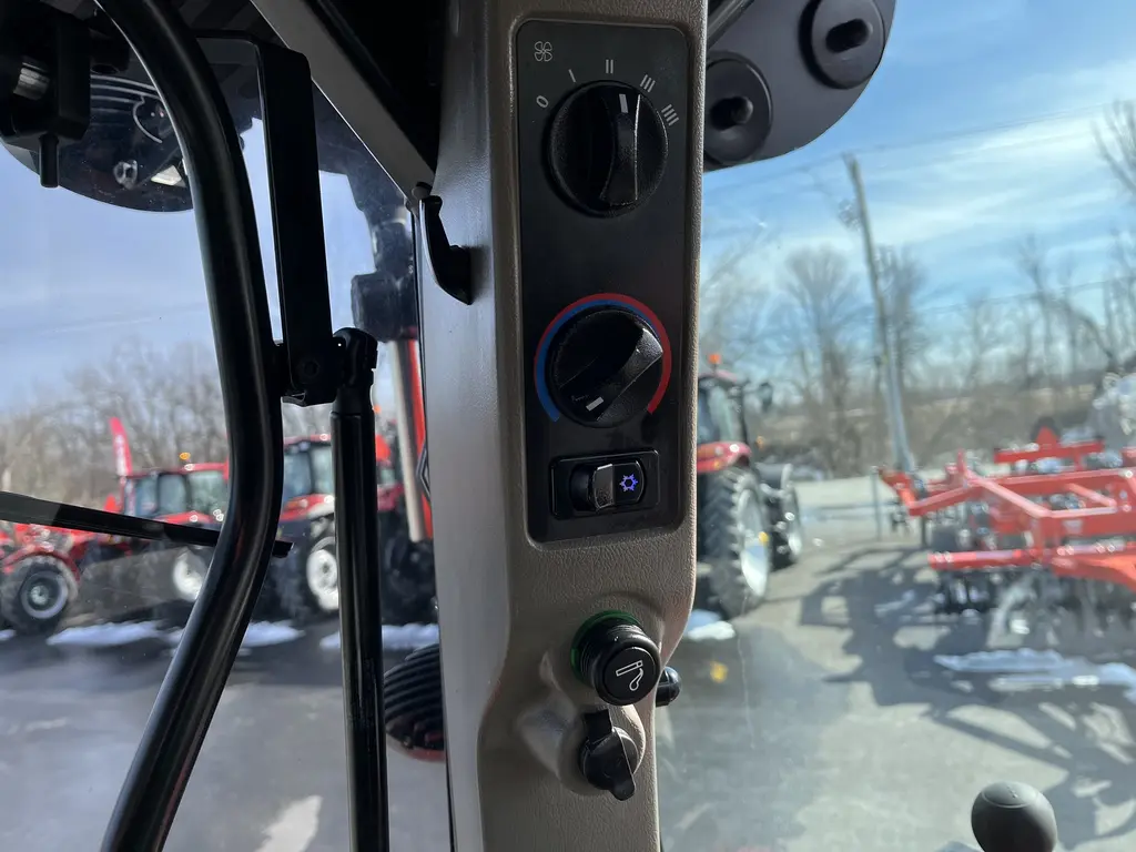 Case IH Maxxum 115 A4 2022