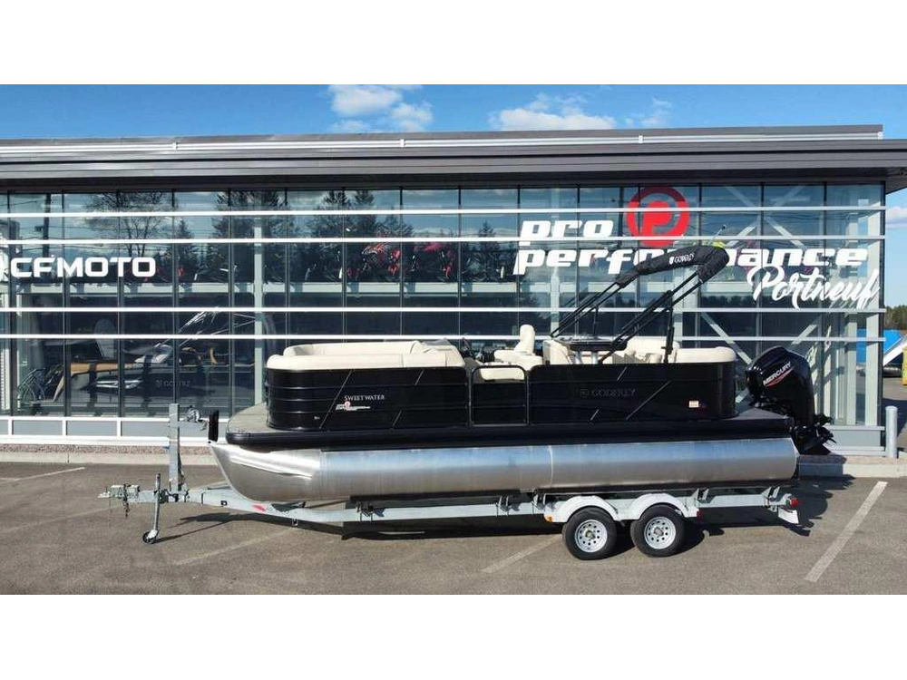 2023 Godfrey Marine Sweetwater 2286 Midship Table alt