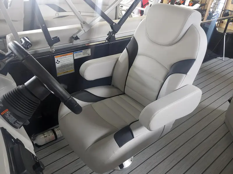 A - G3 Boats Select 324SE 2024