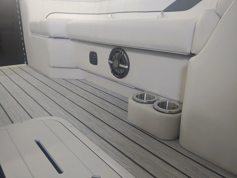 A - G3 Boats Select 324se 2024 alt