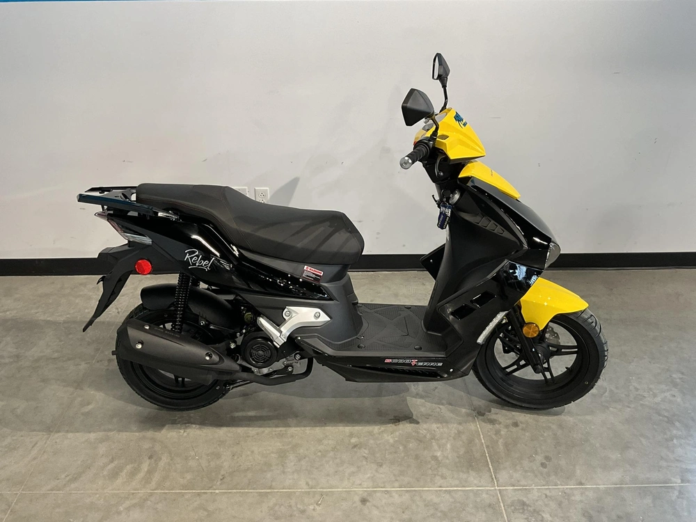 2023 Scootterre Rebel 50 alt