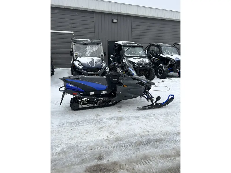 2007 Yamaha APEX