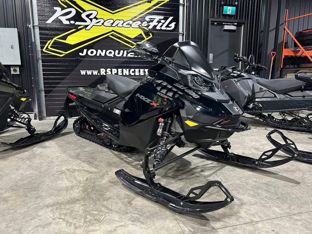 Ski-Doo MXZ X 137 600 R 1.25 ICE RIPPER 2024