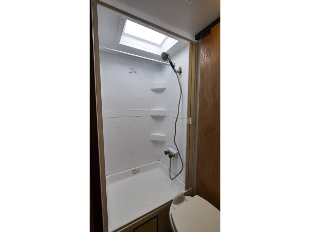 Alpha Wolf 2500rl 2024 alt