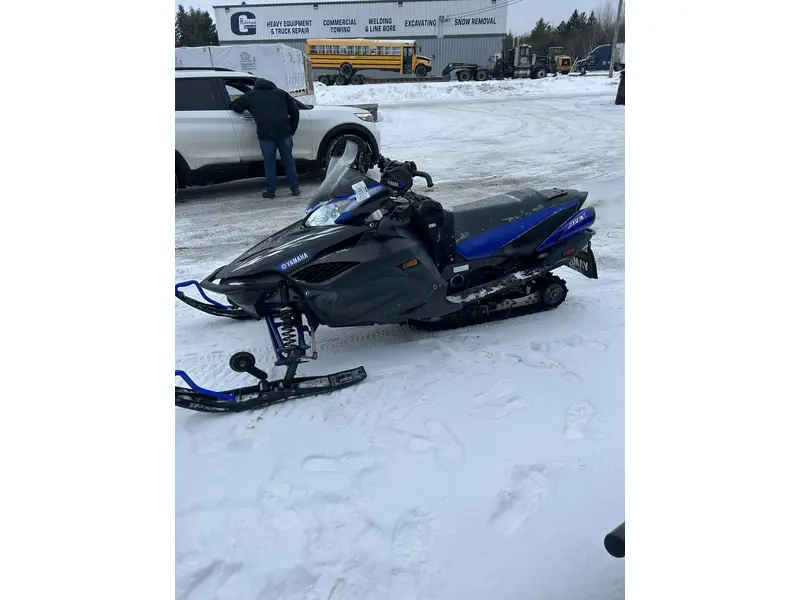 2007 Yamaha APEX