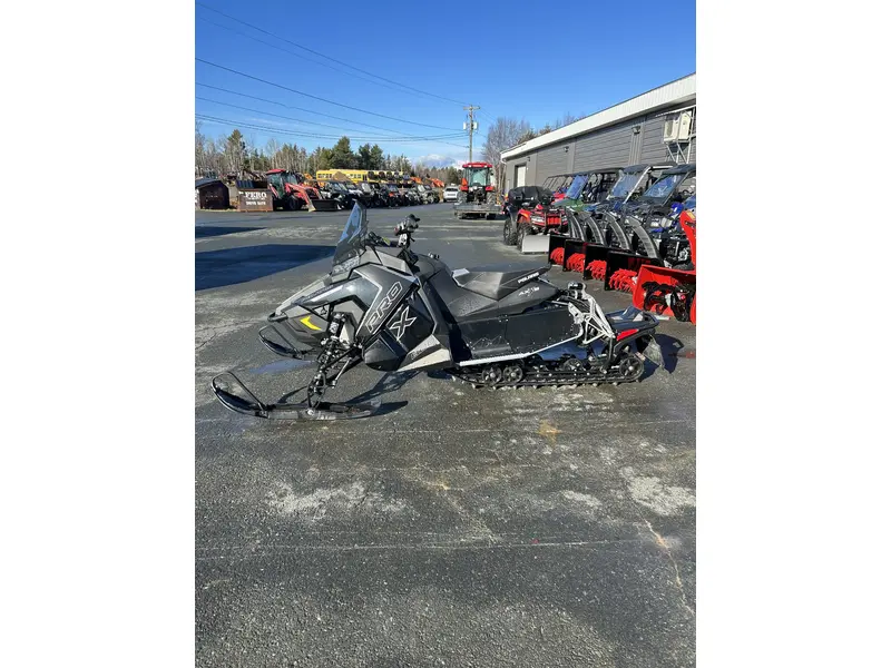 2016 Polaris SWITCHBACK 800 PRO X