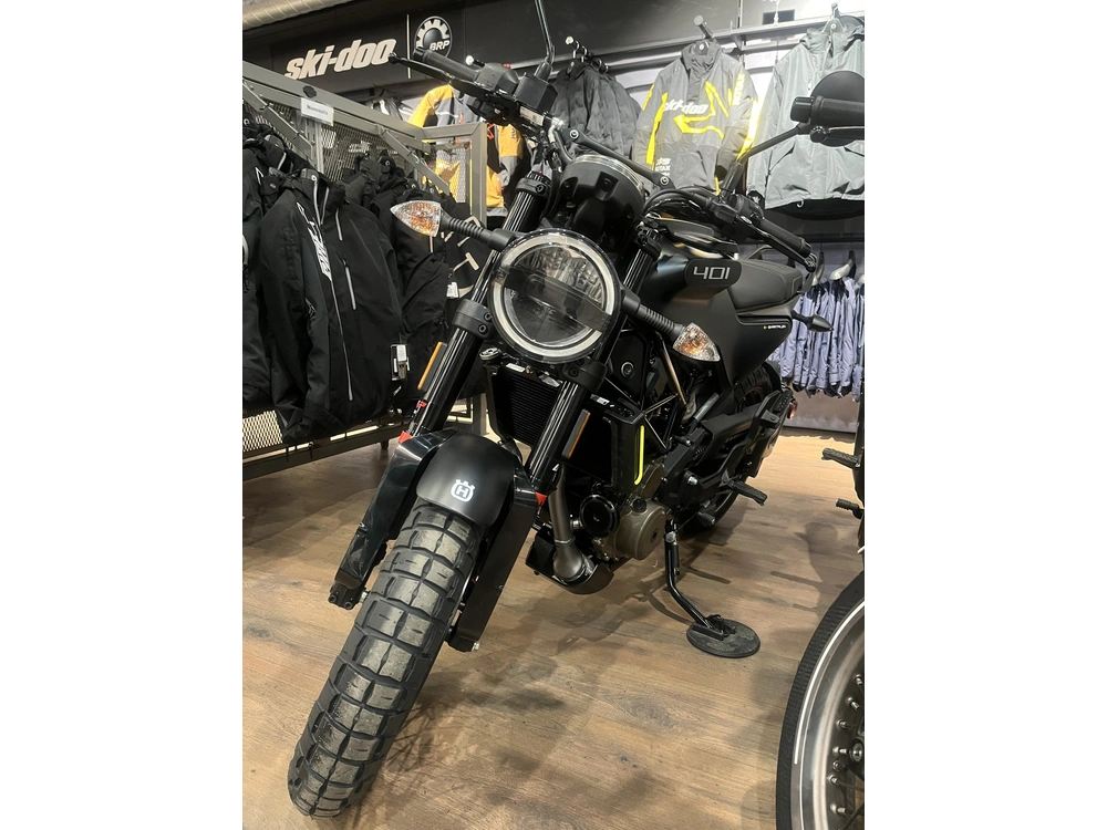2023 Husqvarna Svartpilen 401