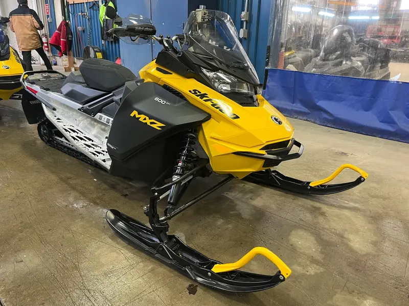 2024 Ski-Doo MXZ Sport 600 EFI 137"
