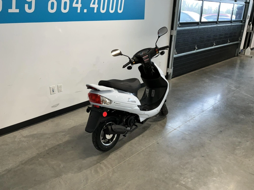 2023 Scootterre Bistro 426$ De Réduction, Offre Du Directeur alt