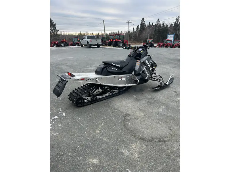 2018 Polaris ASSAULT 800