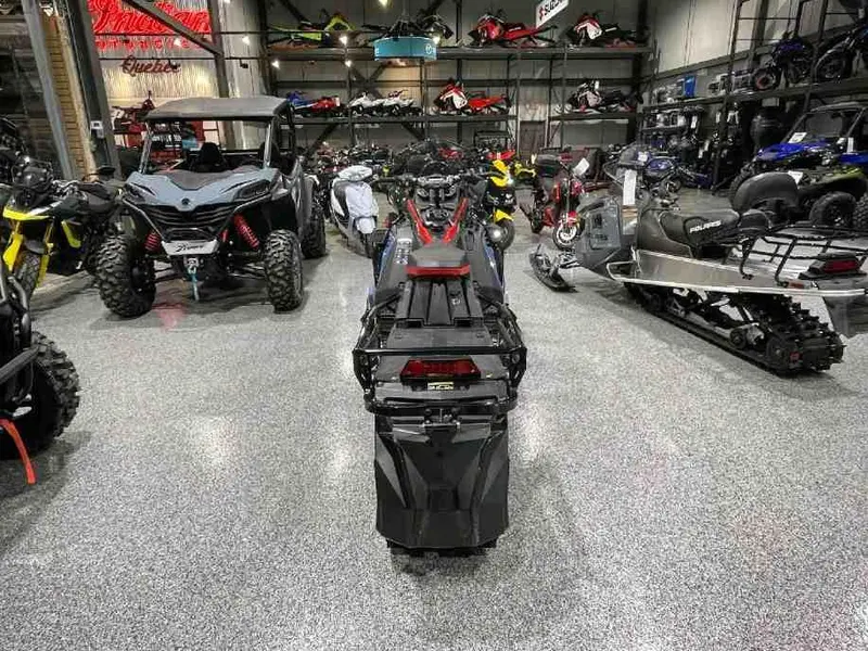 2024 Polaris PROSTAR S4 VOYAGEUR 146