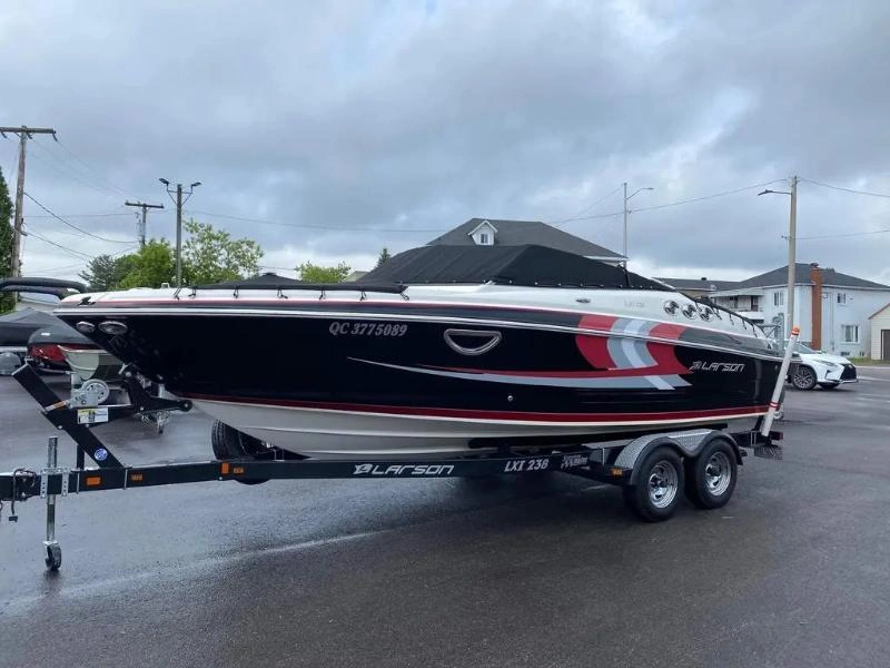 Larson Lxi 238io Merc 350 Mpi B3 300hp 2013 alt