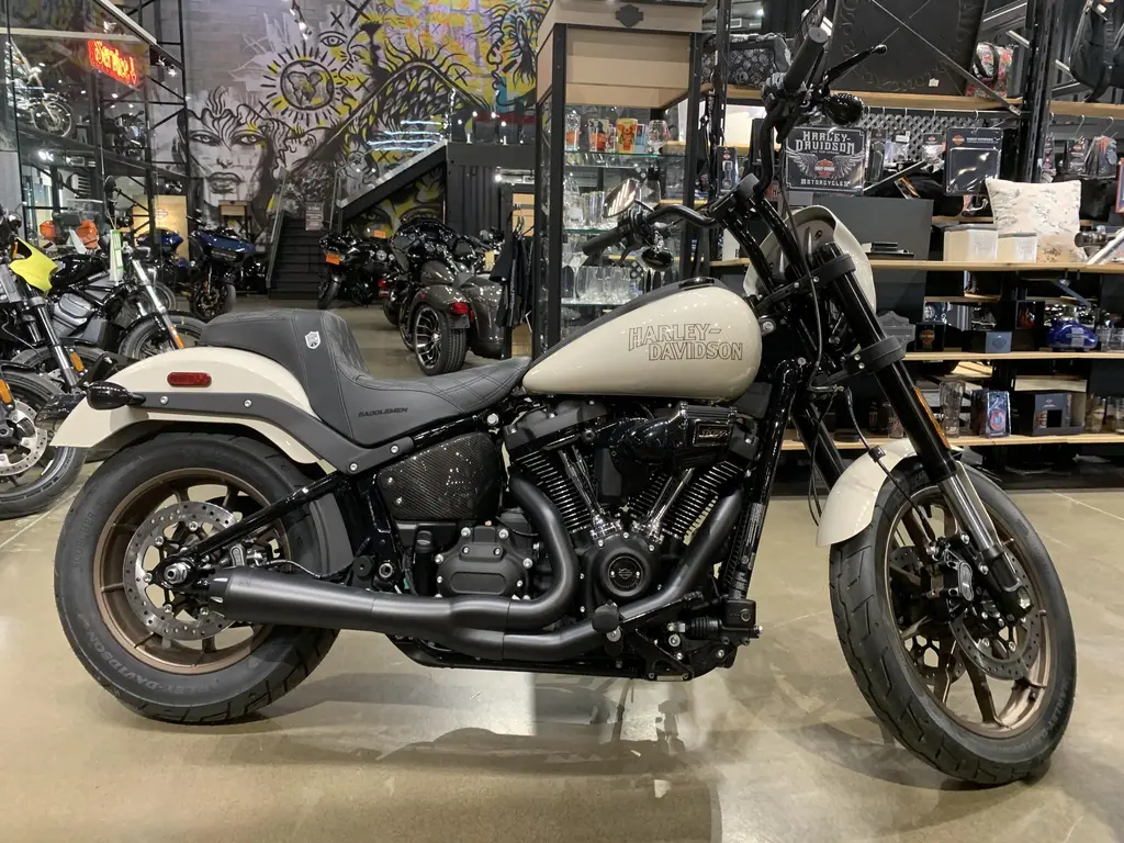 Harley-Davidson FXLRS LOW RIDER 2023