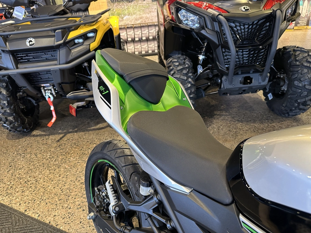2024 Kawasaki Z E-1 $29/wk Tx In alt
