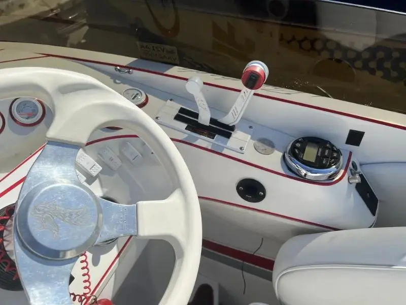 2005 Nordic boats NORDIC BOATS 28 HEAT