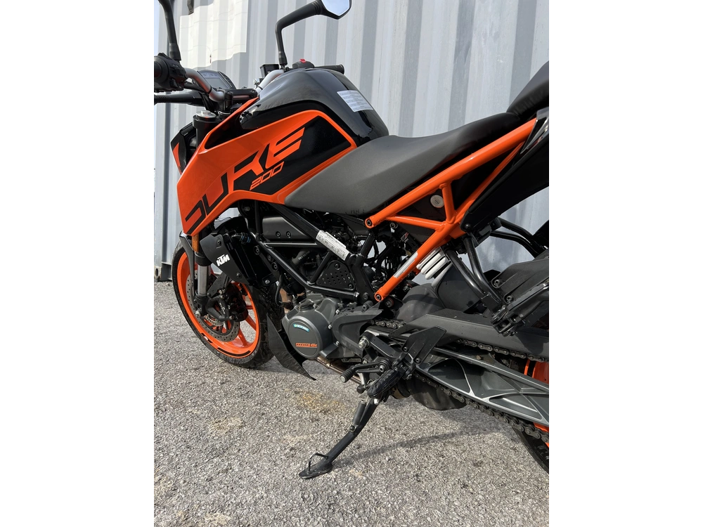 Ktm Duke 200 Abs 2020 alt