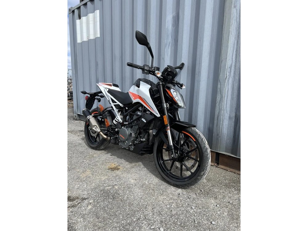 Ktm Duke 390 2021 alt