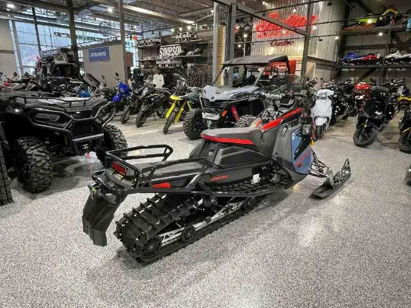 2024 Polaris PROSTAR S4 VOYAGEUR 146