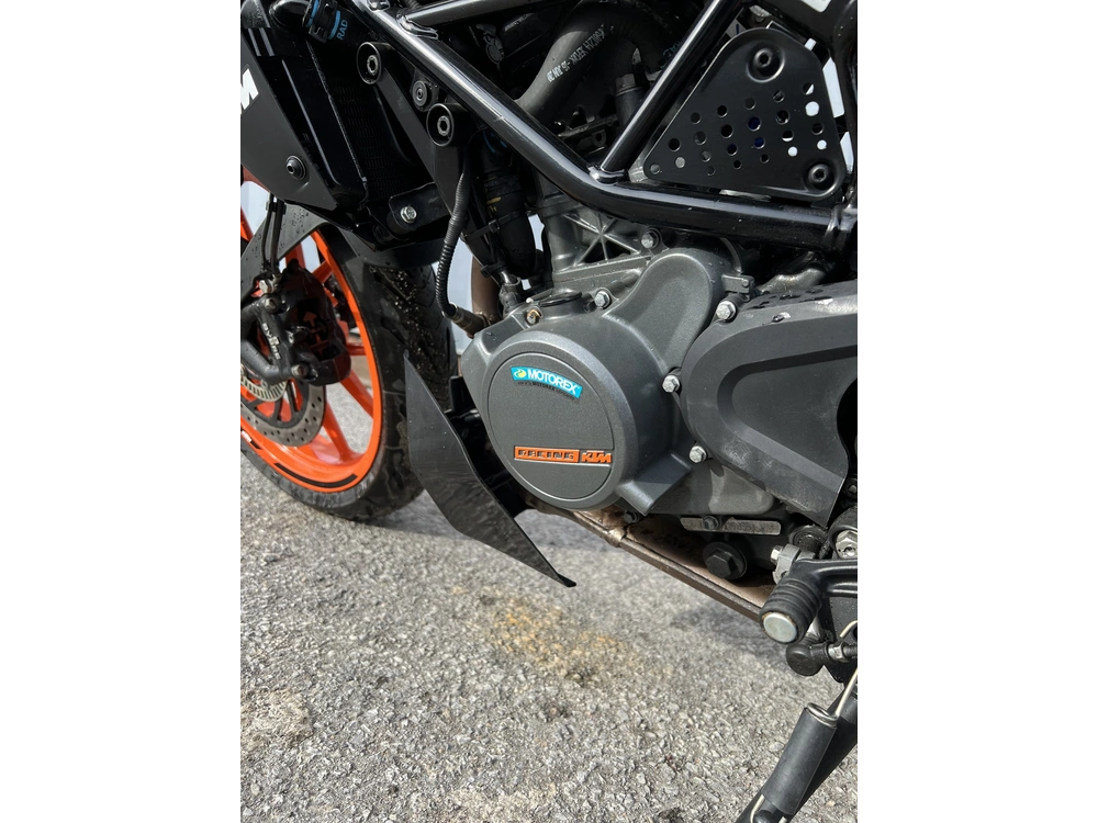 Ktm Duke 200 Abs 2020 alt