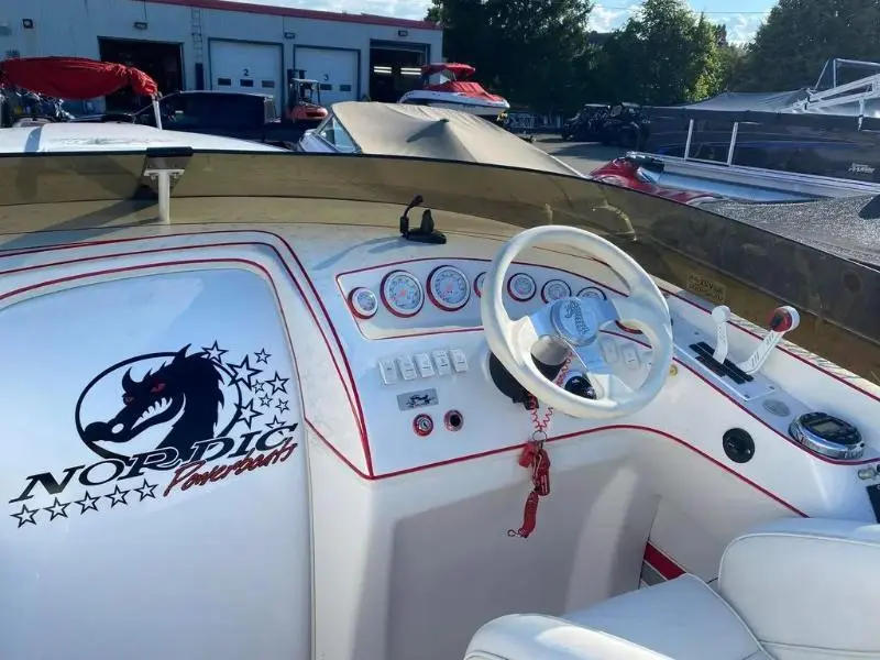 2005 Nordic boats NORDIC BOATS 28 HEAT