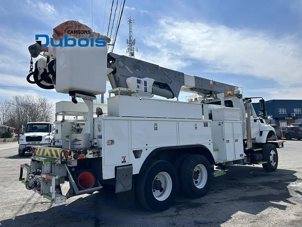 International 7400 2011