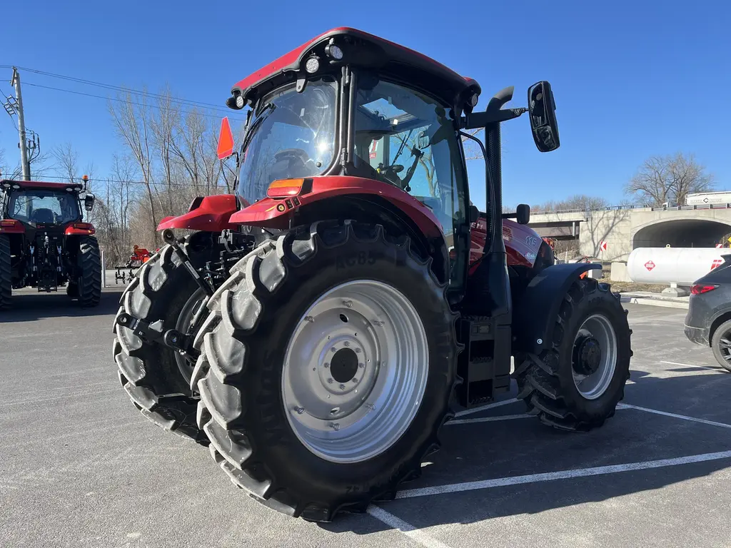 2022 Case IH Maxxum 115 A8