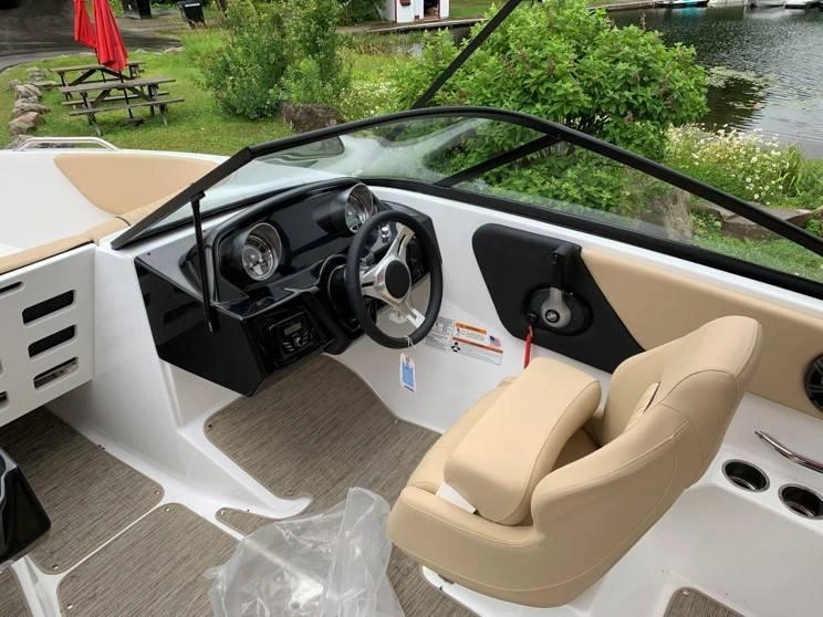 2022 Glastron Gx 195 W/mercruiser 4.5l Mpi alt