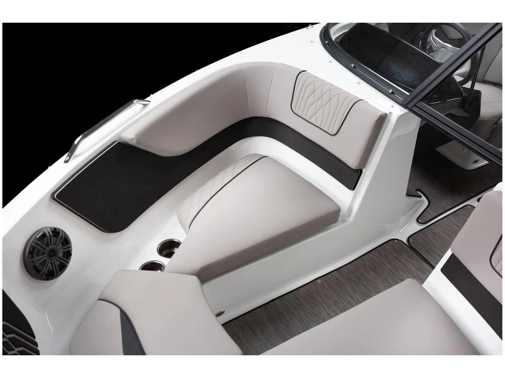2022 Glastron Gx 195 W/mercruiser 4.5l Mpi alt