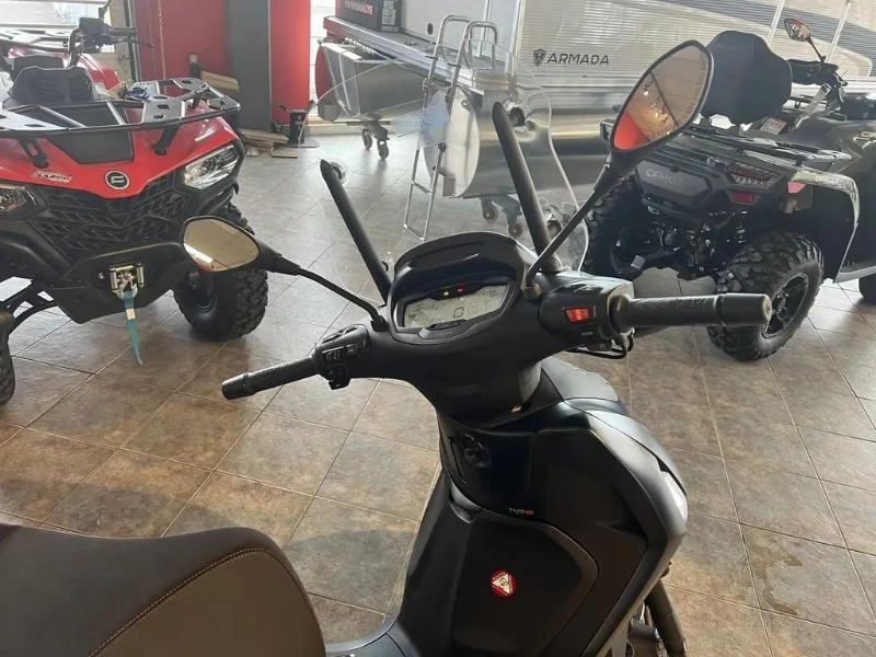 Piaggio Bv400 Hpe 2023 alt