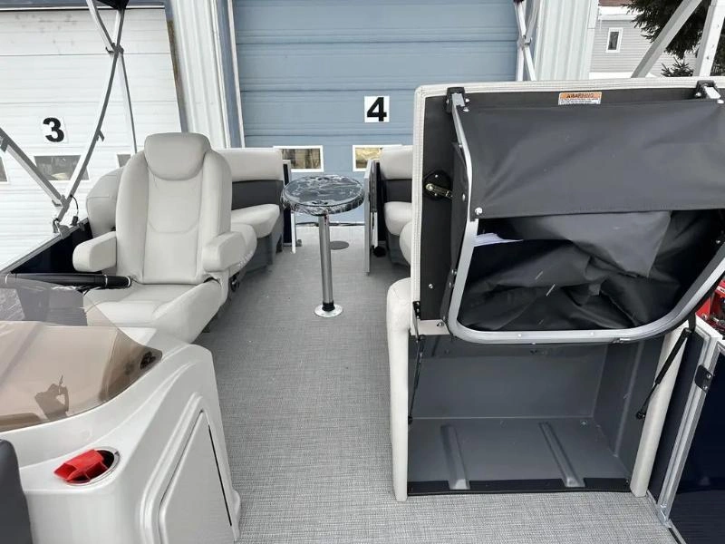 Sylvan Mirage 820 Lz W/ch Room 2024 alt