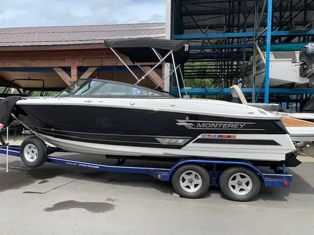 2022 Monterey Boats 238SS 6.2L 300HP
