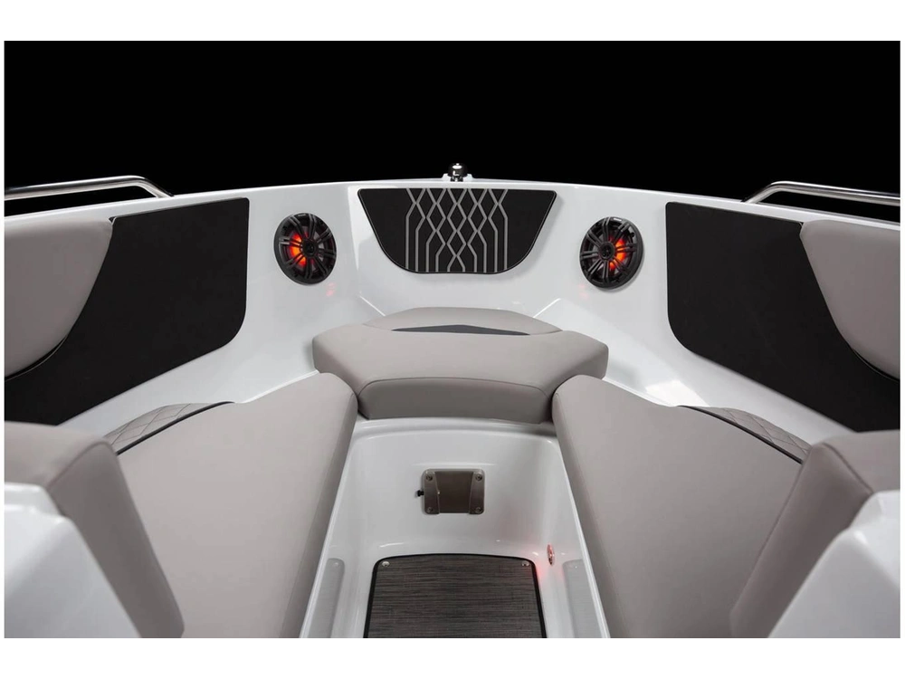 2022 Glastron Gx 195 W/mercruiser 4.5l Mpi alt