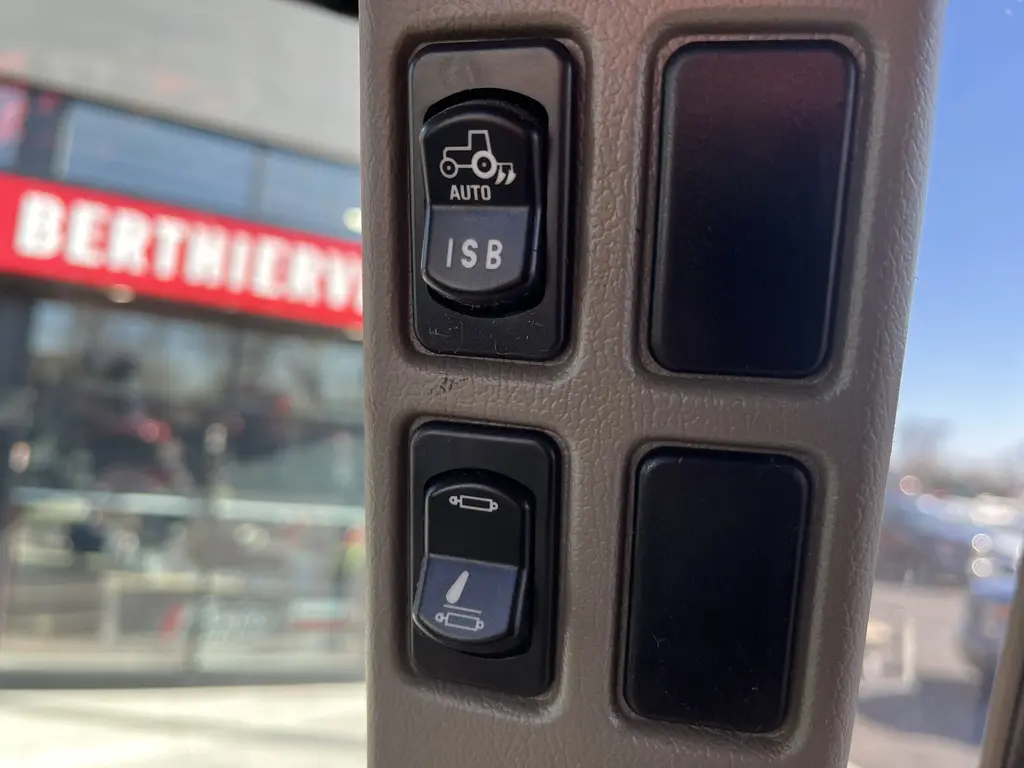 2022 Case IH Maxxum 115 A8