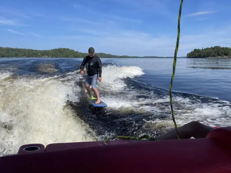 2023 Four Winns HD3 IO  M6.2L 300B