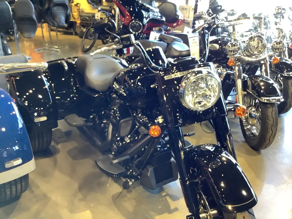 Harley-Davidson FREEWHEELER FLRT 2023