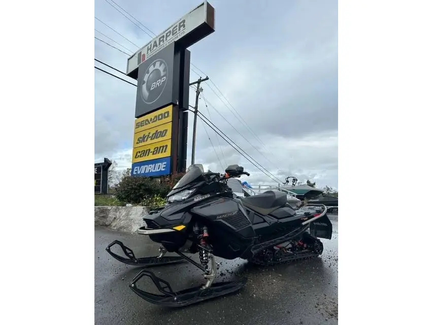 2022 Ski-Doo MACH Z 900 ACE™ Turbo R 