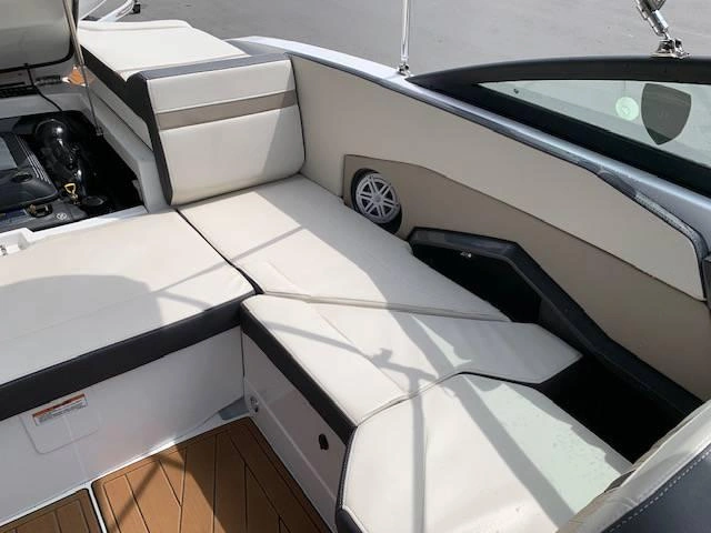 2022 Monterey Boats 238ss 6.2l 300hp alt