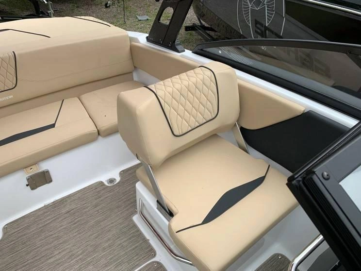 2022 Glastron Gx 195 W/mercruiser 4.5l Mpi alt