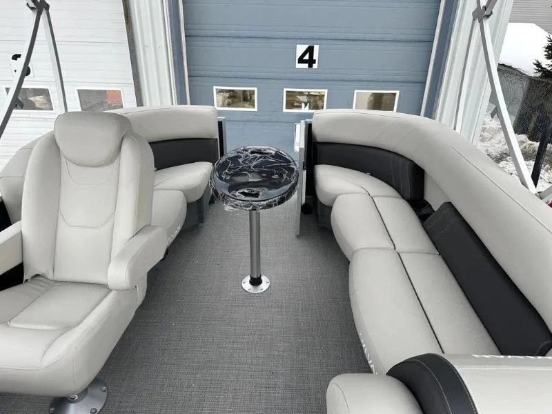 Sylvan Mirage 820 Lz W/ch Room 2024 alt