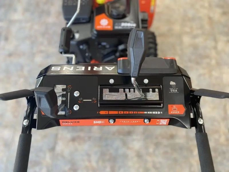 2023 Ariens Deluxe 28 Sho alt