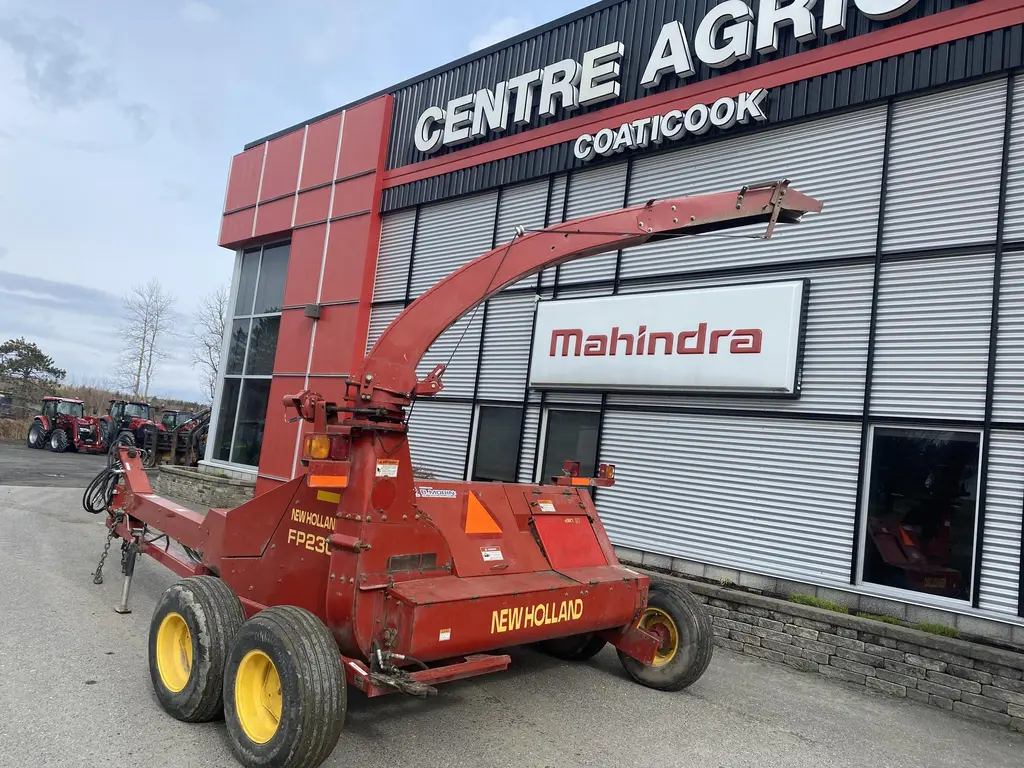 New Holland FP230 2005