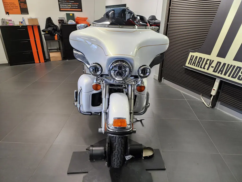 Harley-Davidson FLHTCU Ultra ClassicFLHTCU 2008