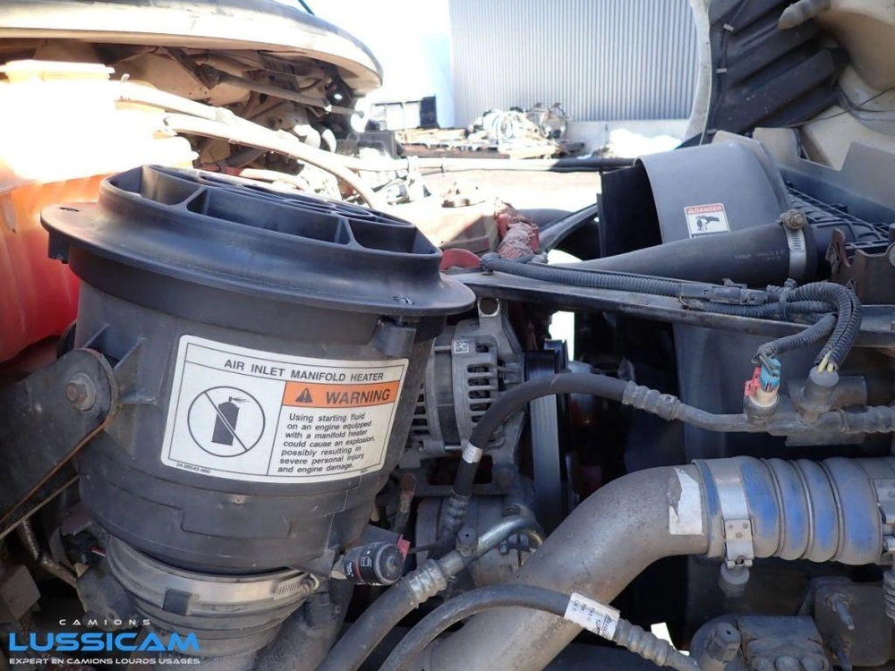 Freightliner M2106 2013