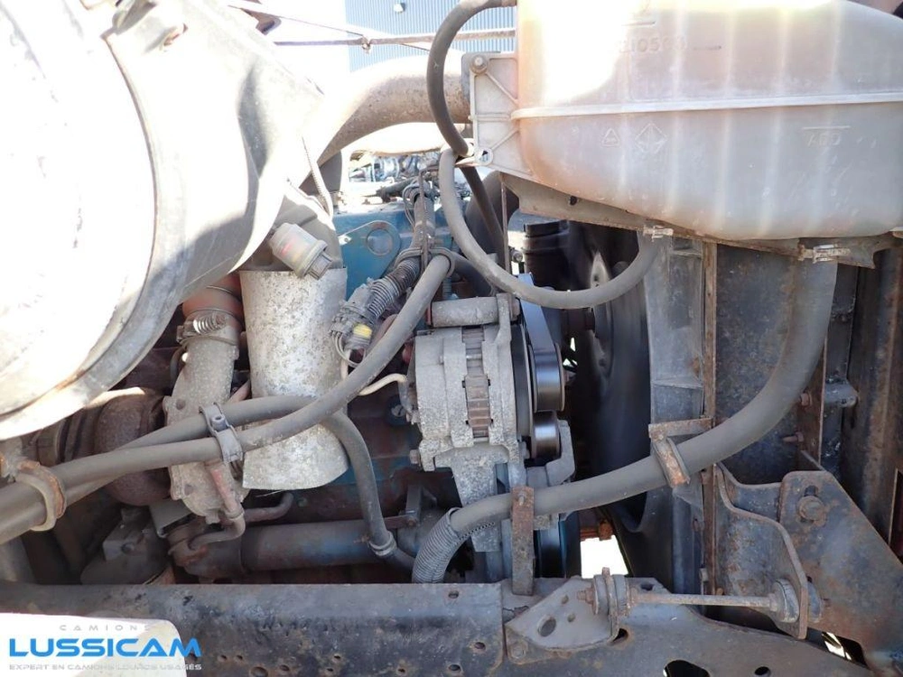 International 4900 2002