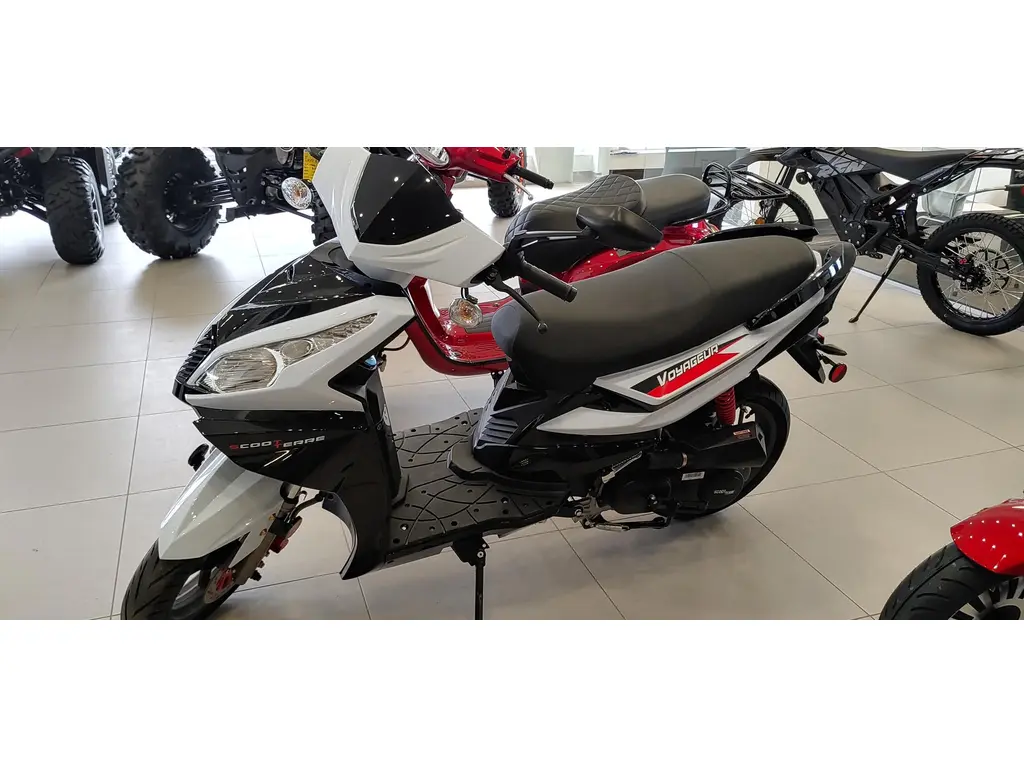 Scootterre urbain voyager 2023