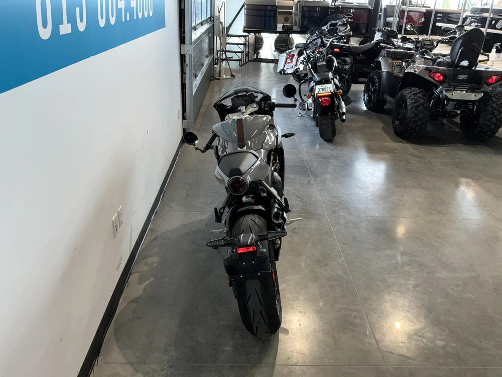 Mv Agusta Superveloce 2023 alt