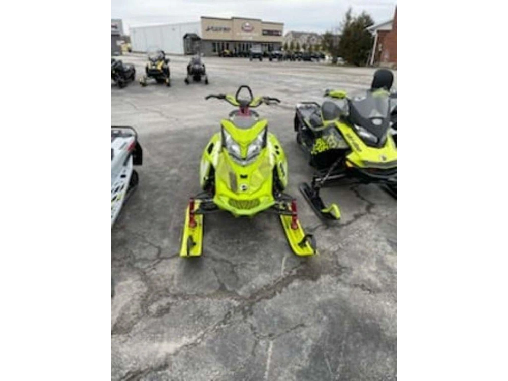 2015 Ski-doo Freeride™ 137 Rotax® 800r E-tec® alt