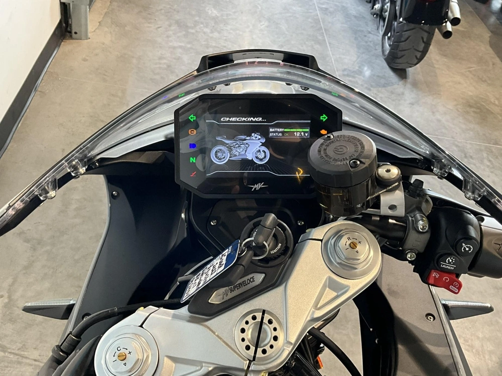Mv Agusta Superveloce 2023 alt