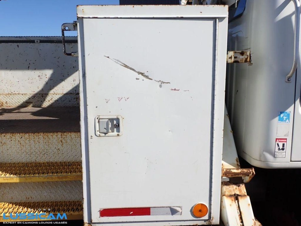 International 4900 2002