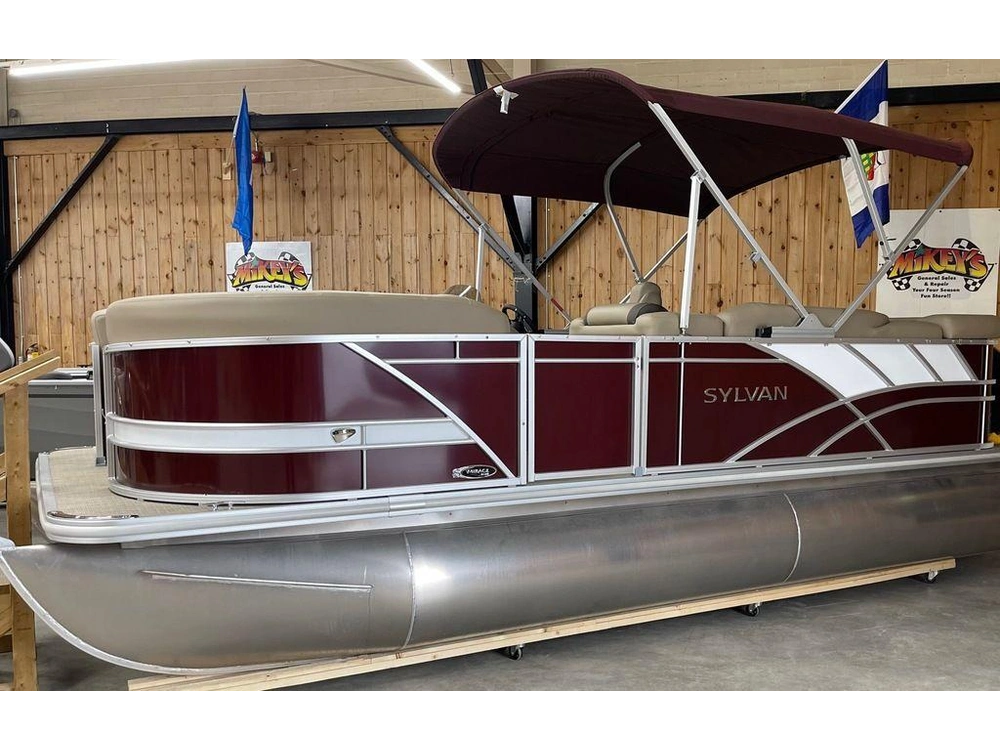 2023 Sylvan 8520 Cruise alt